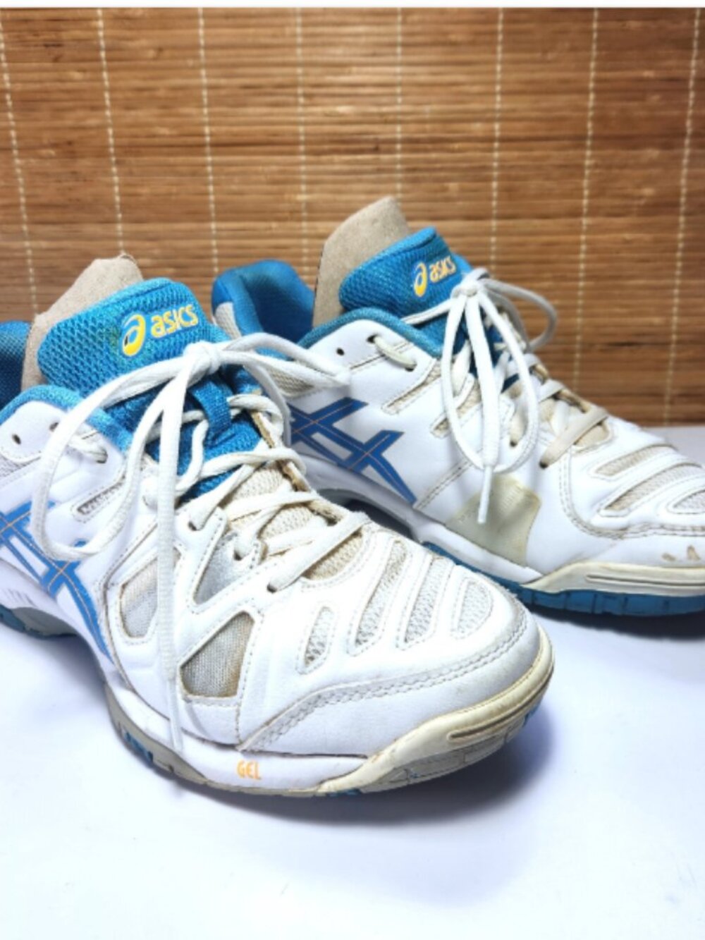 Asics Gel Rocket White Blue Athletic Volleyball Shoes Sneakers Womens Size 8